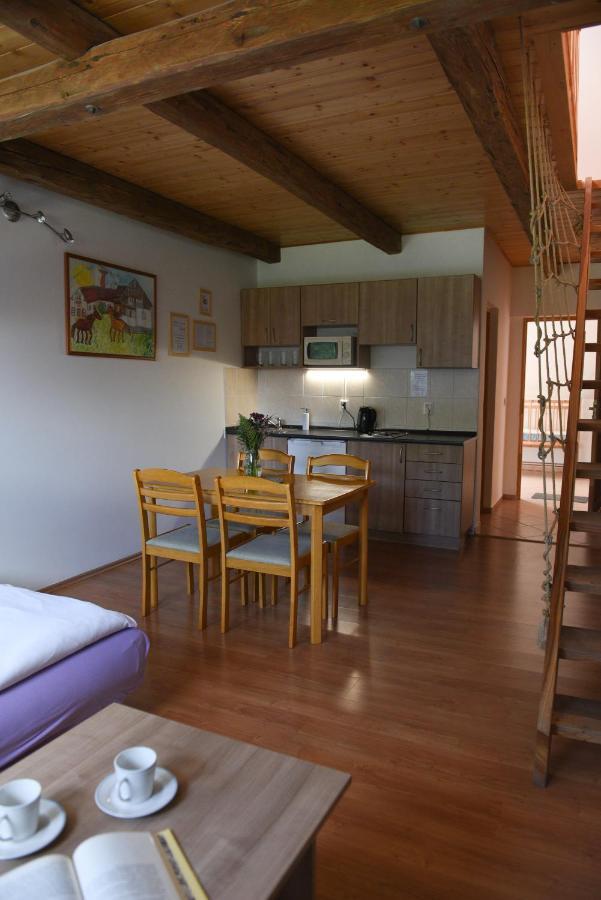 Penzion U Skutilu Pilníkov Extérieur photo