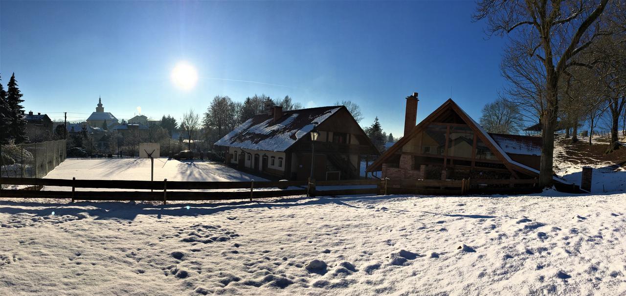 Penzion U Skutilu Pilníkov Extérieur photo